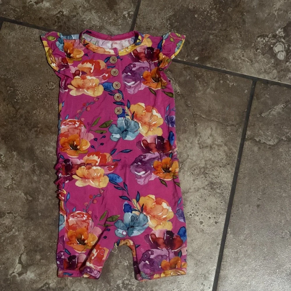 Posh Peanut Baby Girls 9-12 Months Vivid Watercolor Flowers Ruffle Bum Romper